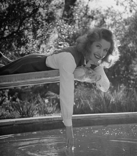 how tall was greer garson|Sizing Up Old Hollywood